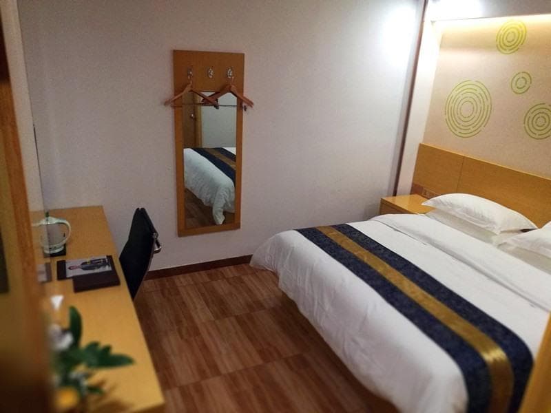 Greentree Inn (Huoqiu Guangming Avenue)) 5