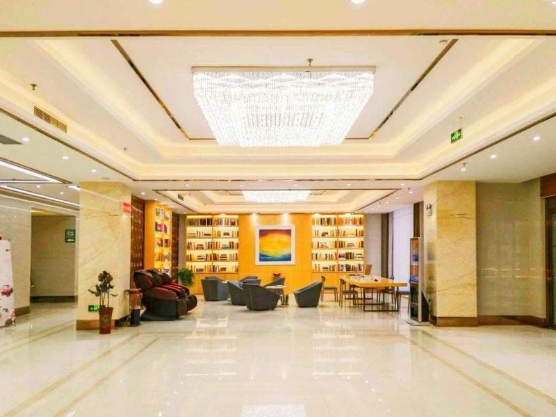 Greentree Inn Heze Train Station Hotel 5