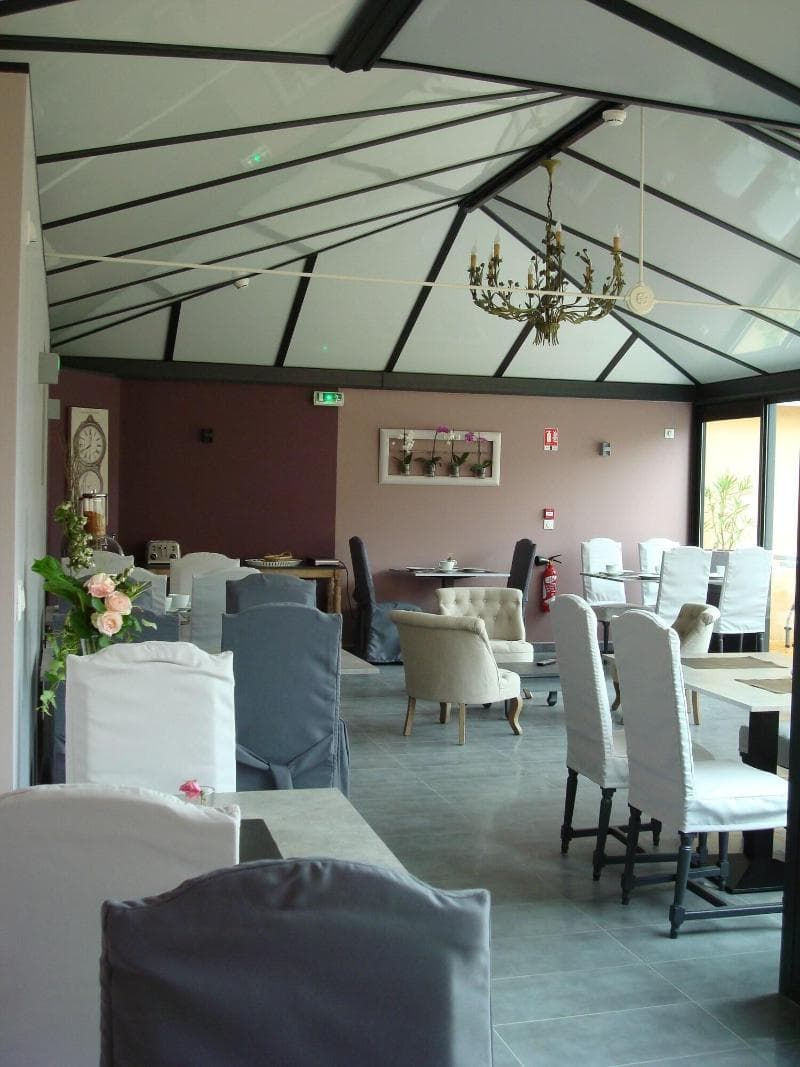 Hotel Le Saint Aubin main