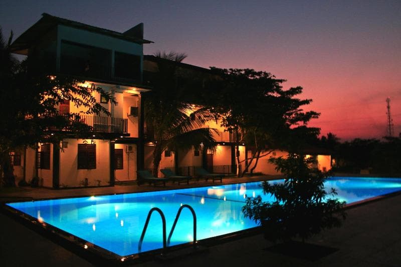 Hotel Freedom Village main