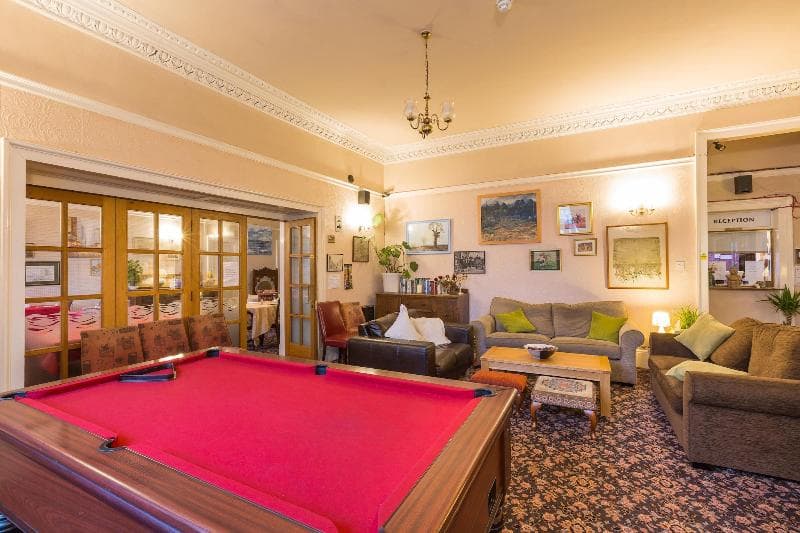 Corrie Hotel 4