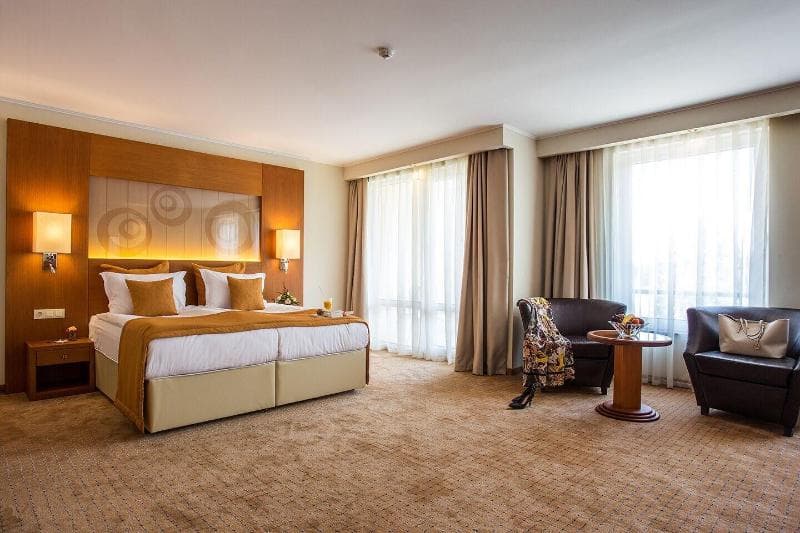 Landmark Creek Hotel & Spa 5