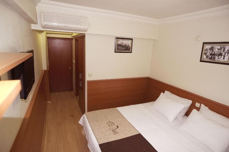 Hotel Davos 5