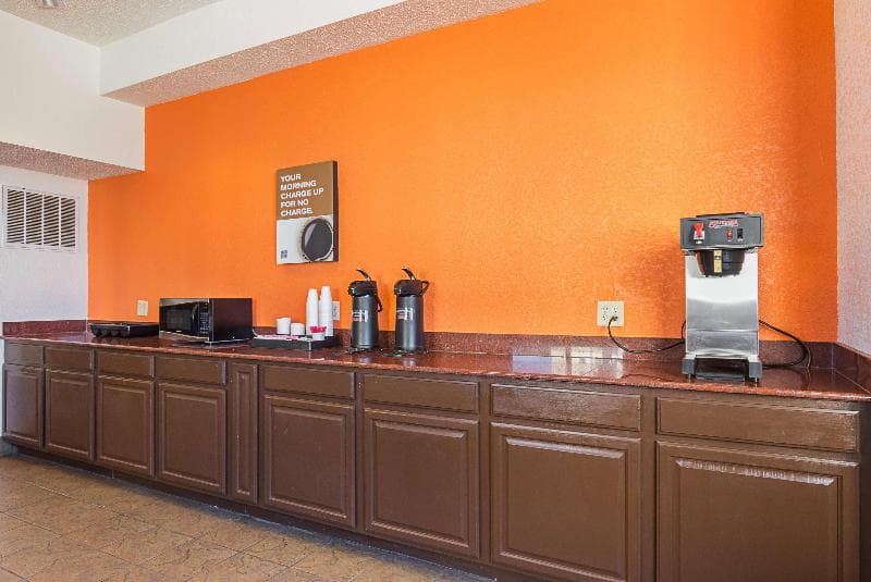 Motel 6 Crossroads Mall - Waterloo - Cedar Falls 3