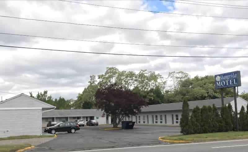 Shangri La Motel photo 1