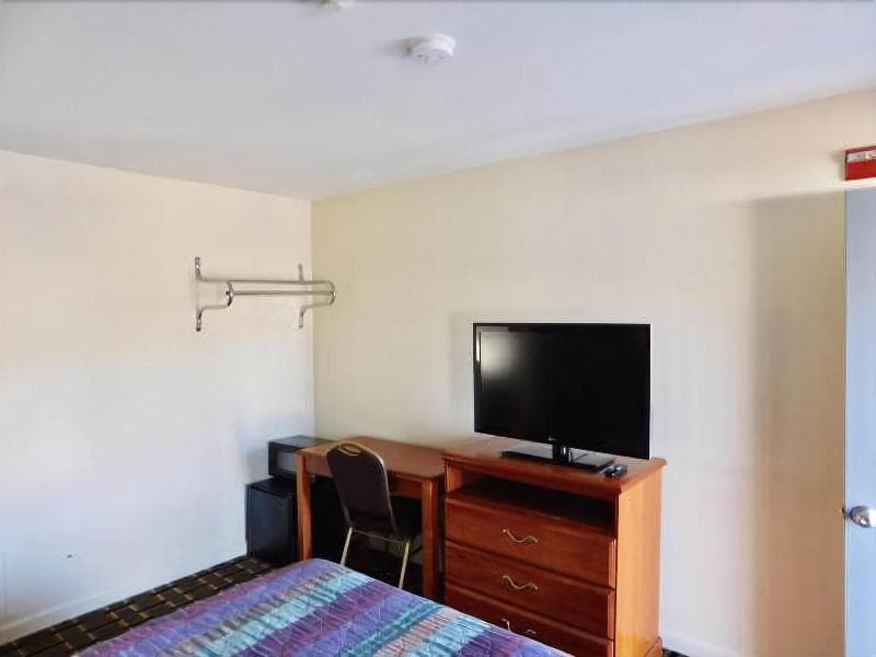 Shangri La Motel main