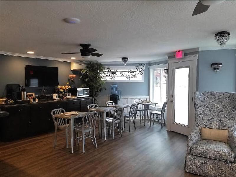 The Waldport Inn photo 1