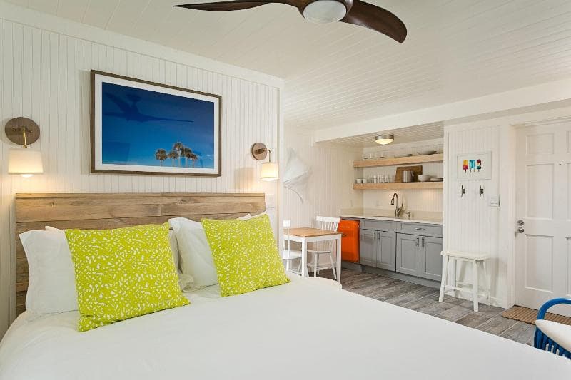 Inn On The Beach 3