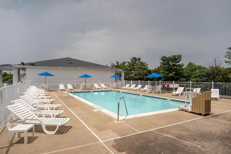 Motel 6 Lexington East main