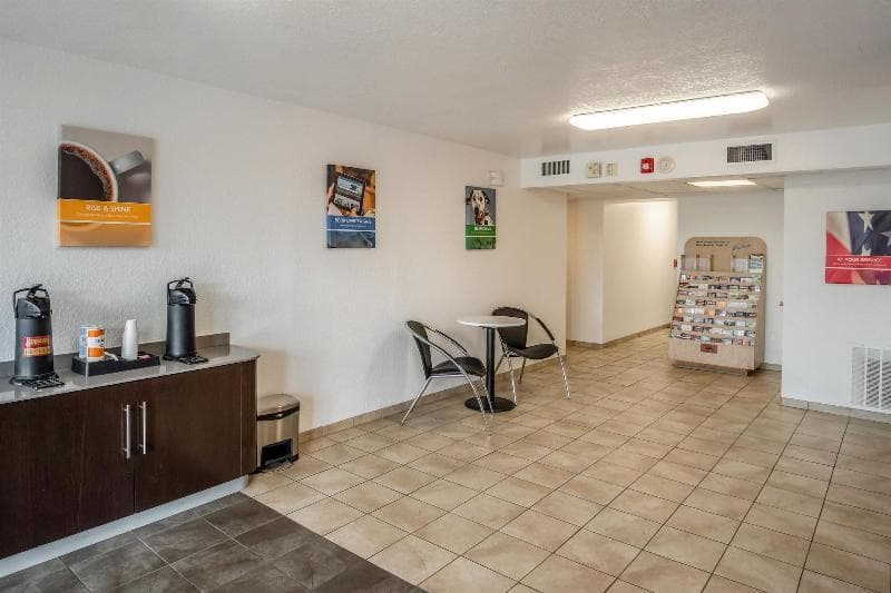 Motel 6 Lexington East photo 1