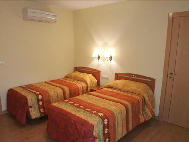 Hostal Hispanico Ii 5