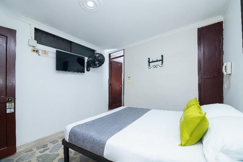 Hotel Ayenda Calypso 1142 4