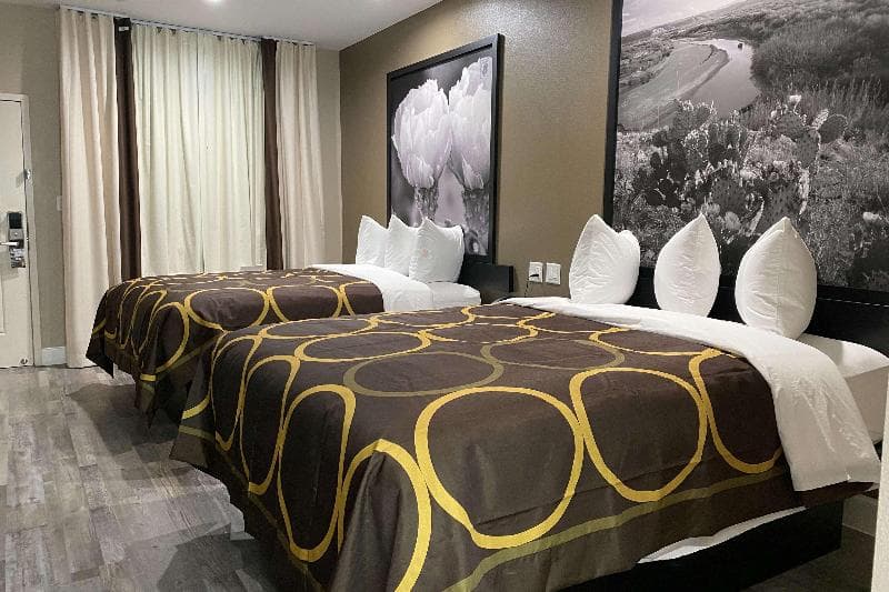 Super 8 By Wyndham Houston Nw Beltway 8/West Rd 4