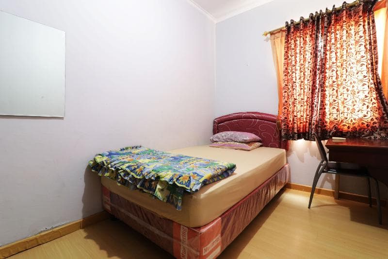 Rent House Center At Apartmen Mediterania By Zuzu 3