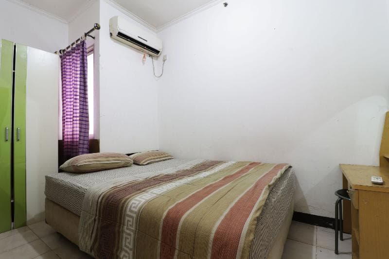 Rent House Center At Apartmen Mediterania By Zuzu main