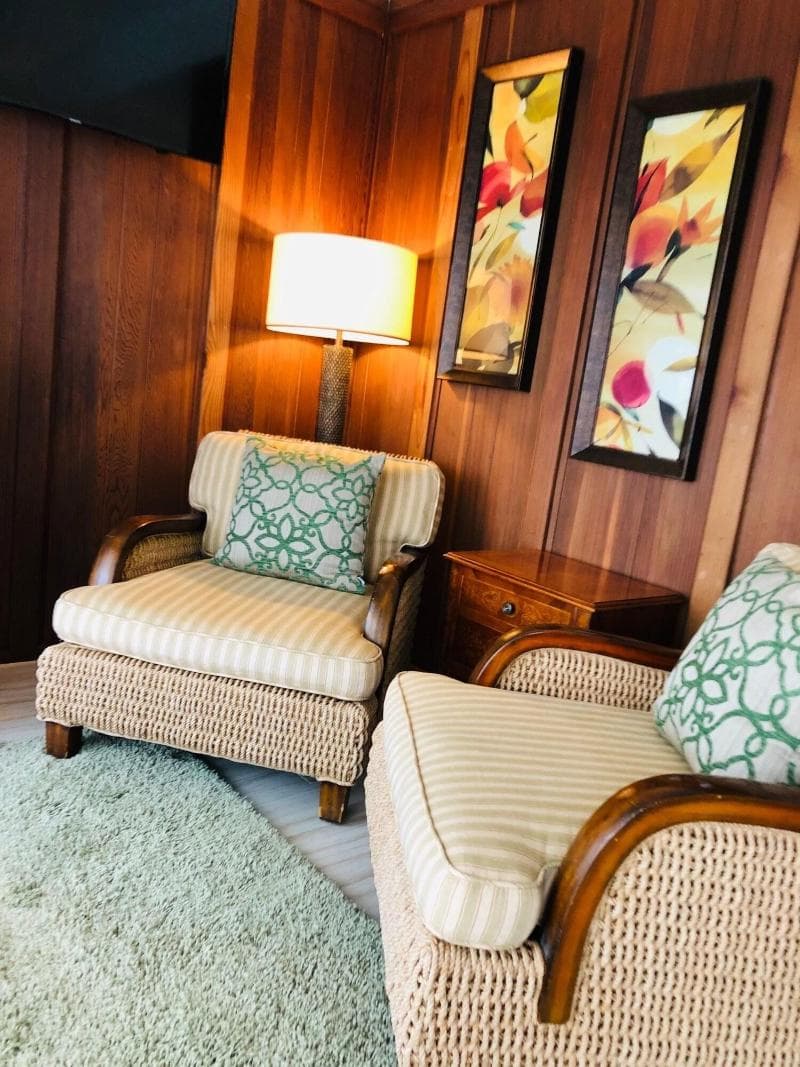 Seafoam Lodge 3
