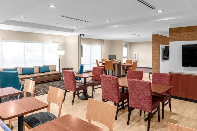 Towneplace Suites By Marriott Cincinnati Fairfield 3