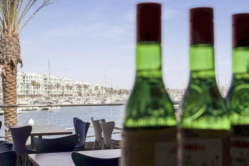 Courtyard By Marriott Marina Del Rey 3