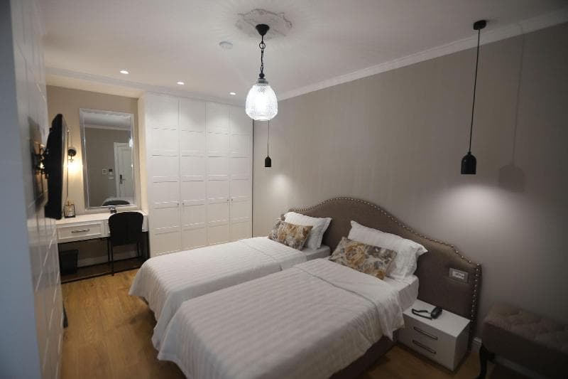 Boutique Hotel Whisky main