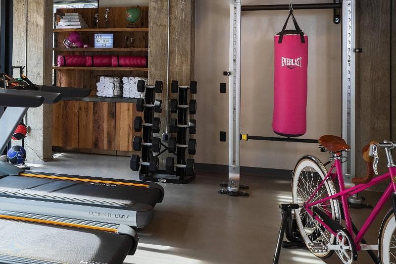 Moxy Austin - University 2