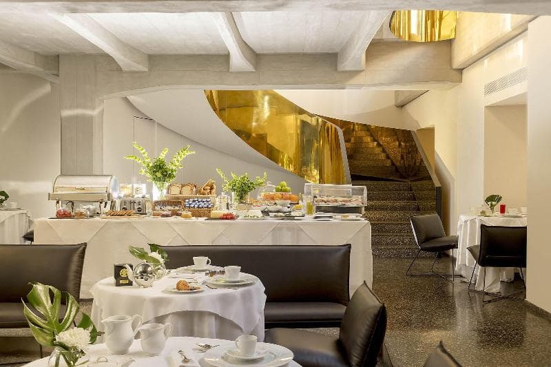 Hotel Royal Bissolati 3
