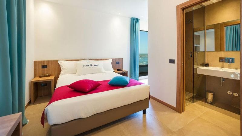 You & Me Hotel (Adults Only) 3
