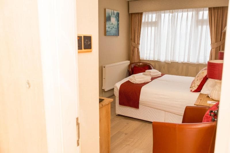 Gazelle Hotel 3