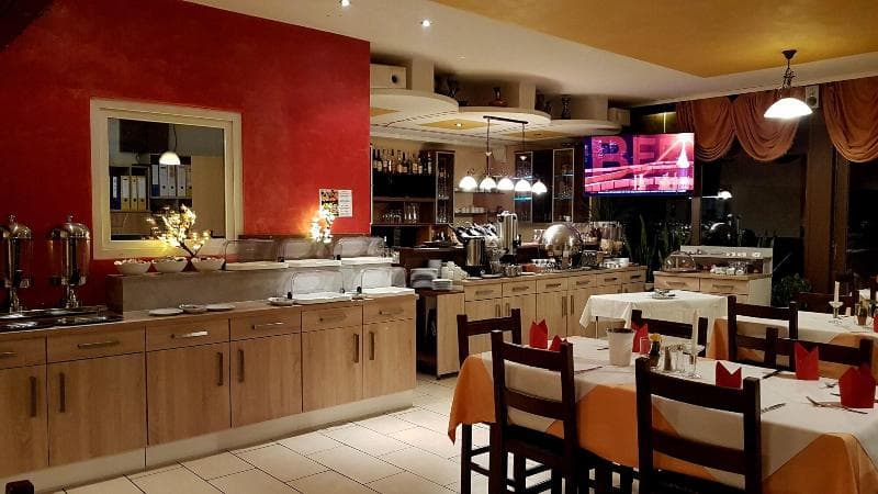 Legend Hotel Biebesheim 5