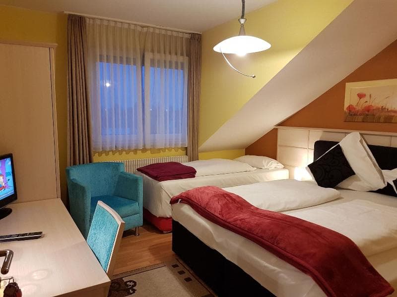 Legend Hotel Biebesheim photo 1
