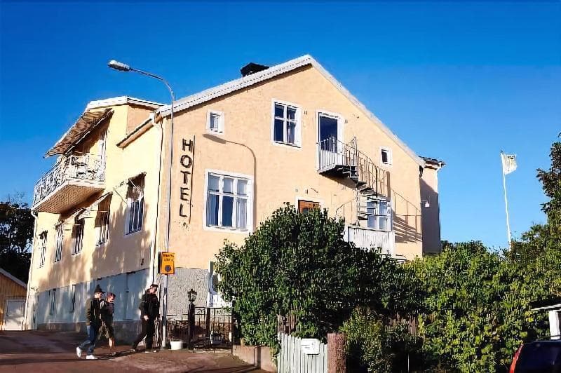 Adels Hotel 3