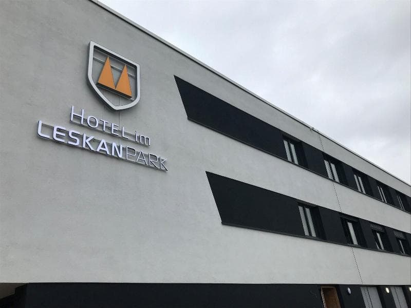 Hotel Im Leskanpark 5