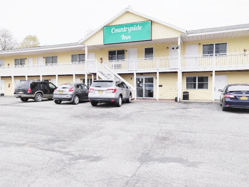 Countryside Inn 5