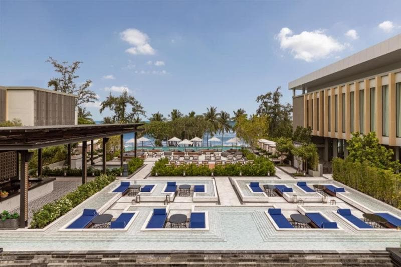 Four Points By Sheraton Phuket Patong Beach Resort photo 1