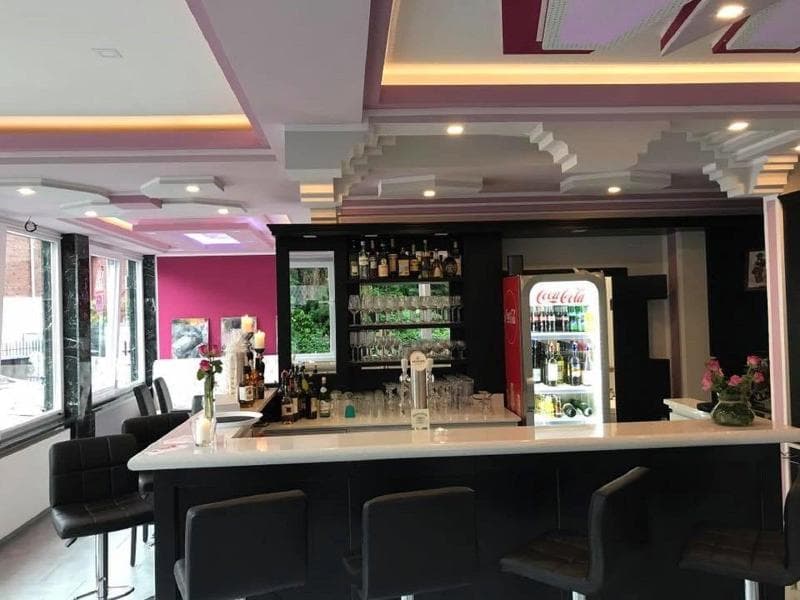Hotel Sophia main