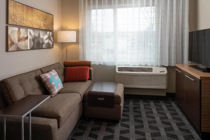 Towneplace Suites Clarksville 4