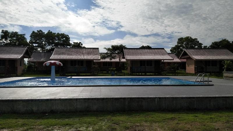 Ko Nokyai Resort main