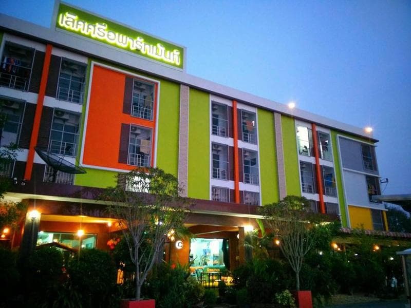 Lert Sri Hotel 3