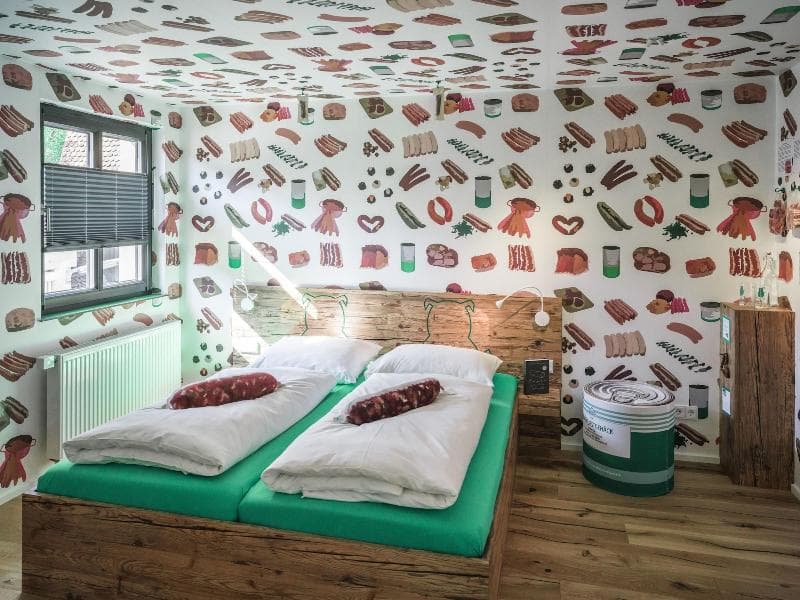 Bratwursthotel main