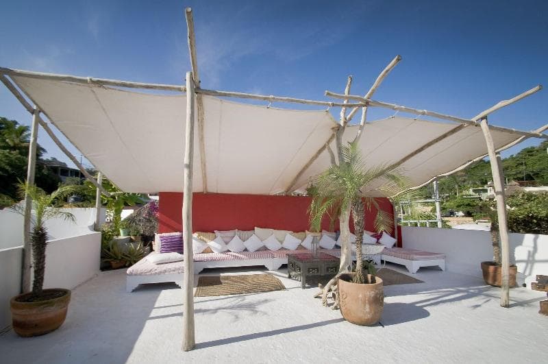 Petit Hotel D'hafa 3