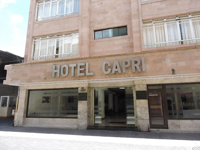 Hotel Capri De Leon 5