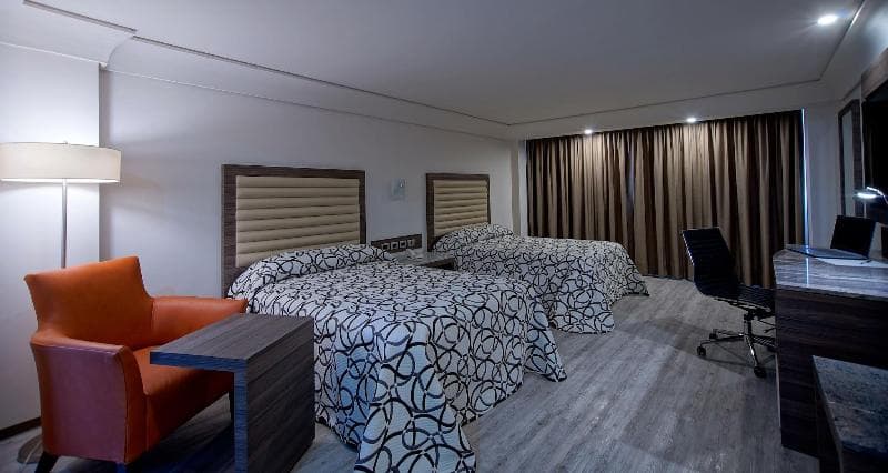 Econo Express Hotel 3
