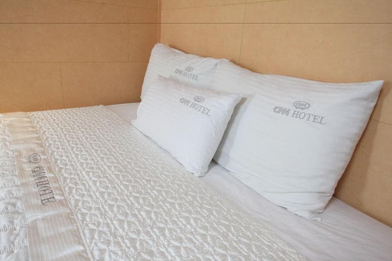 Cnn Hotel 4