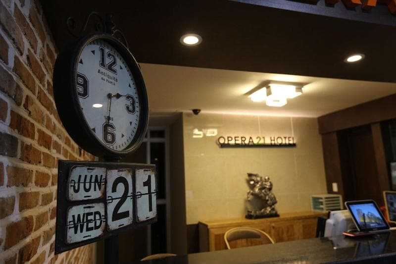 Opera 21 Hotel 3