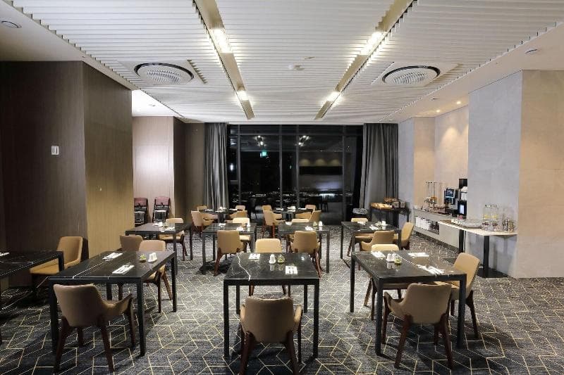 Orchid Hotel 3