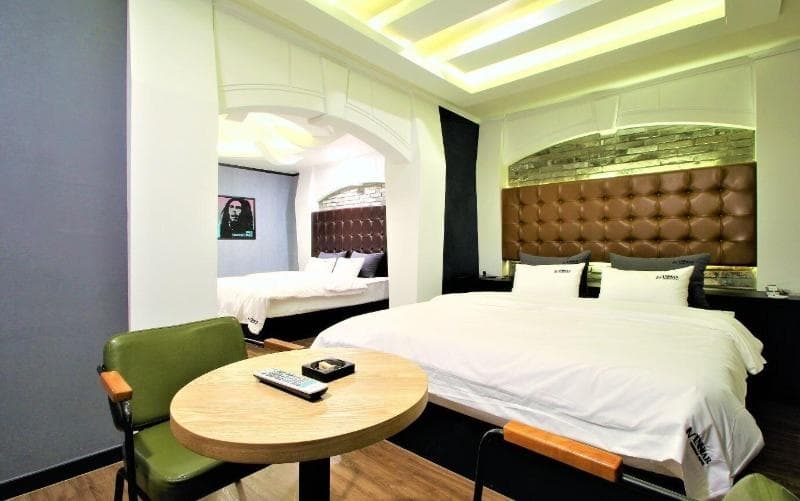 Instar Hotel Yangsan 4