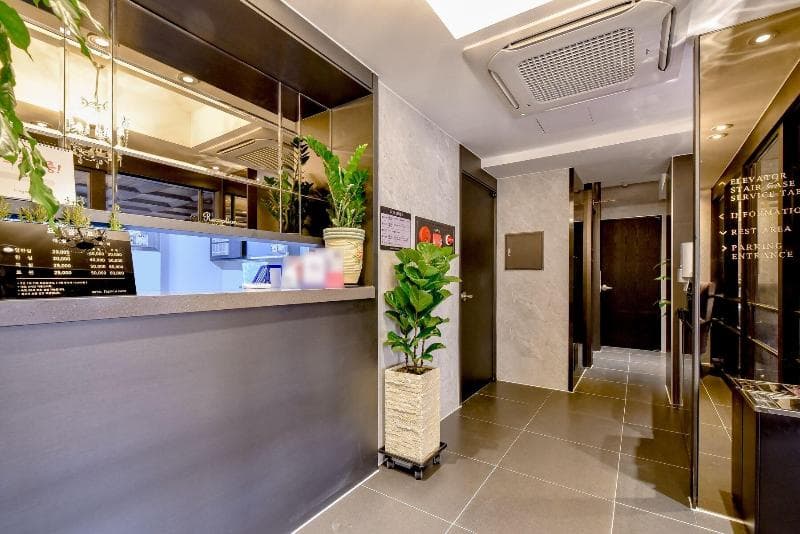 French Code Hotel 3