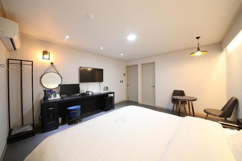 Vip Hotel Mok-Po 3