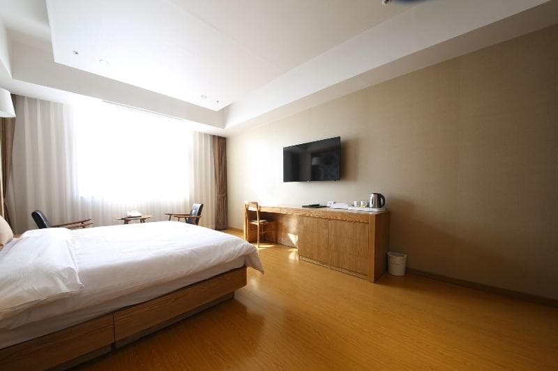 Lake45 Hotel main