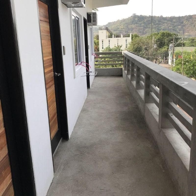 Seabreeze Beach Lodge 4