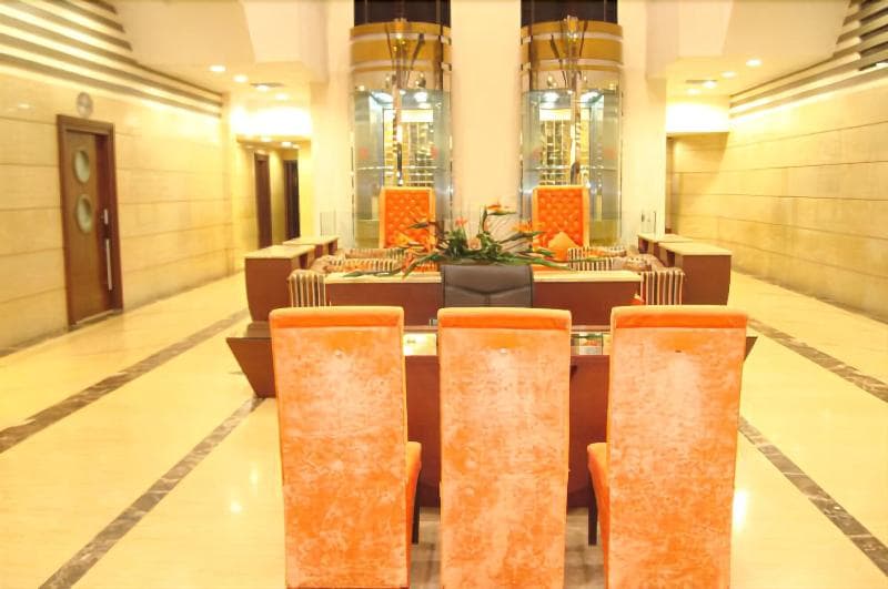 Royal Cliff 3